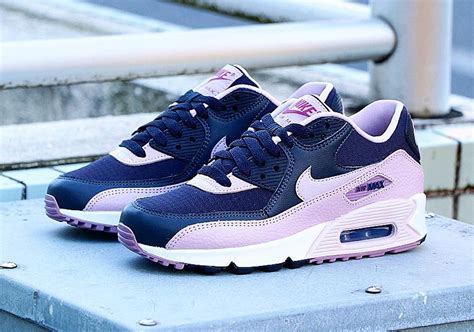 nike air max 90 female.